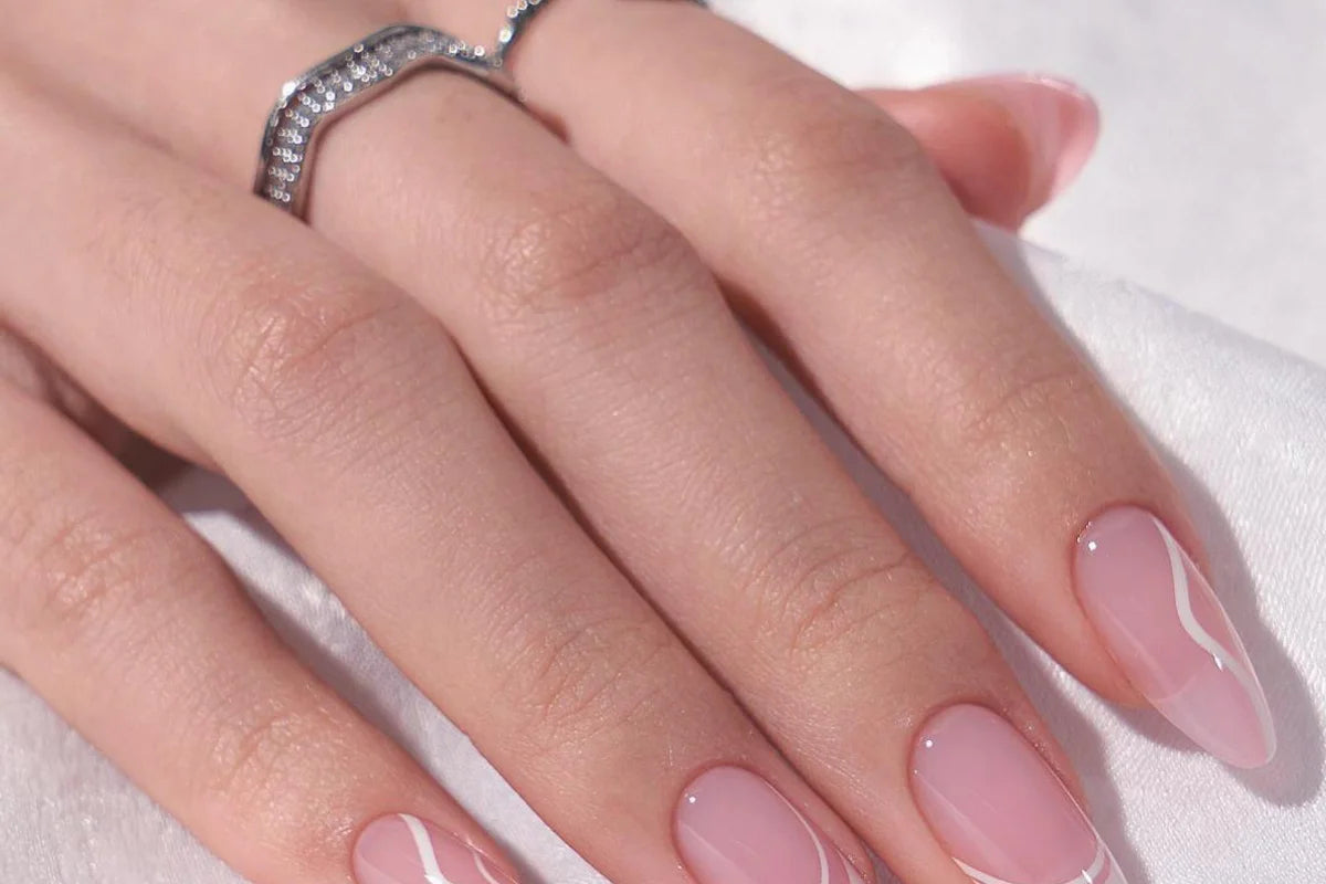 Schimmelnagels – oorzaken, symptomen en preventietips voor XNails press-on nagels