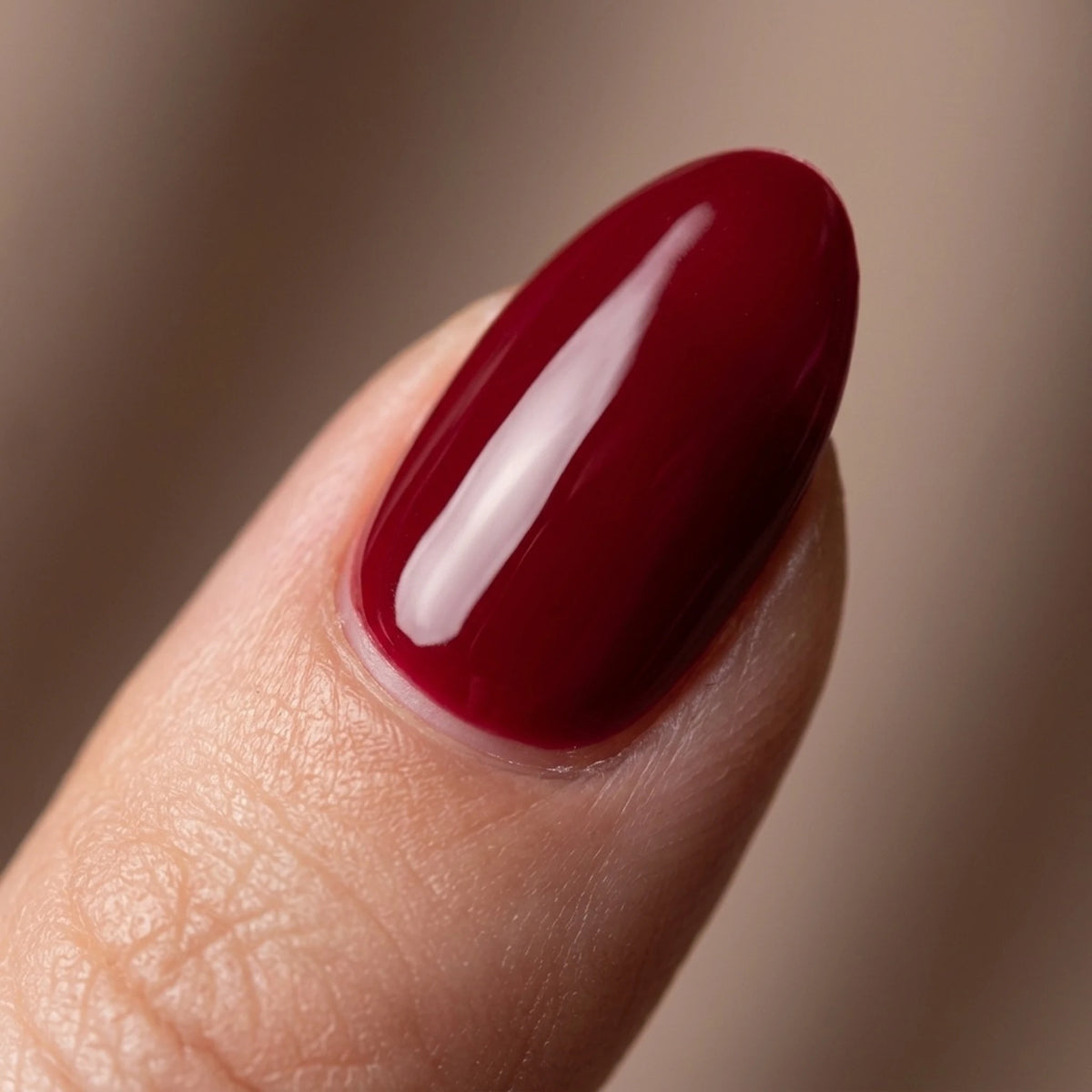 Ruby Romance press-on nagels, close-up van de afwerking