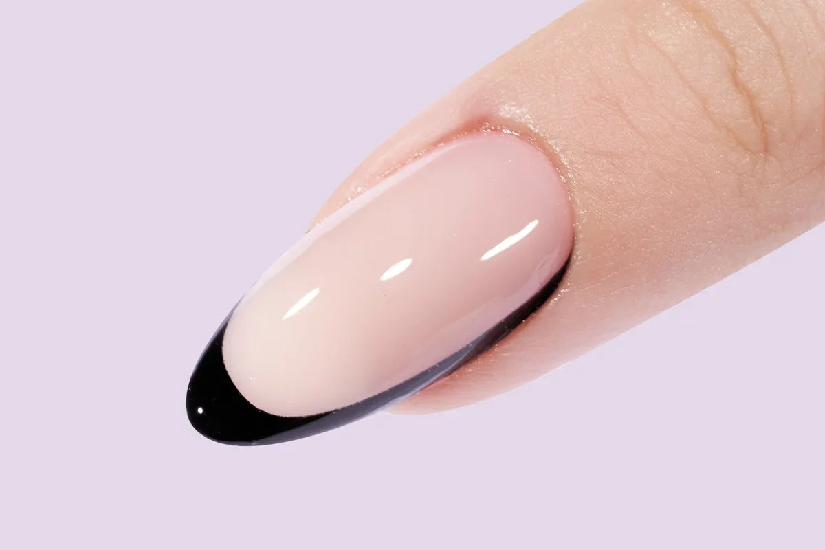 Professionele nagels die je thuis aanbrengt