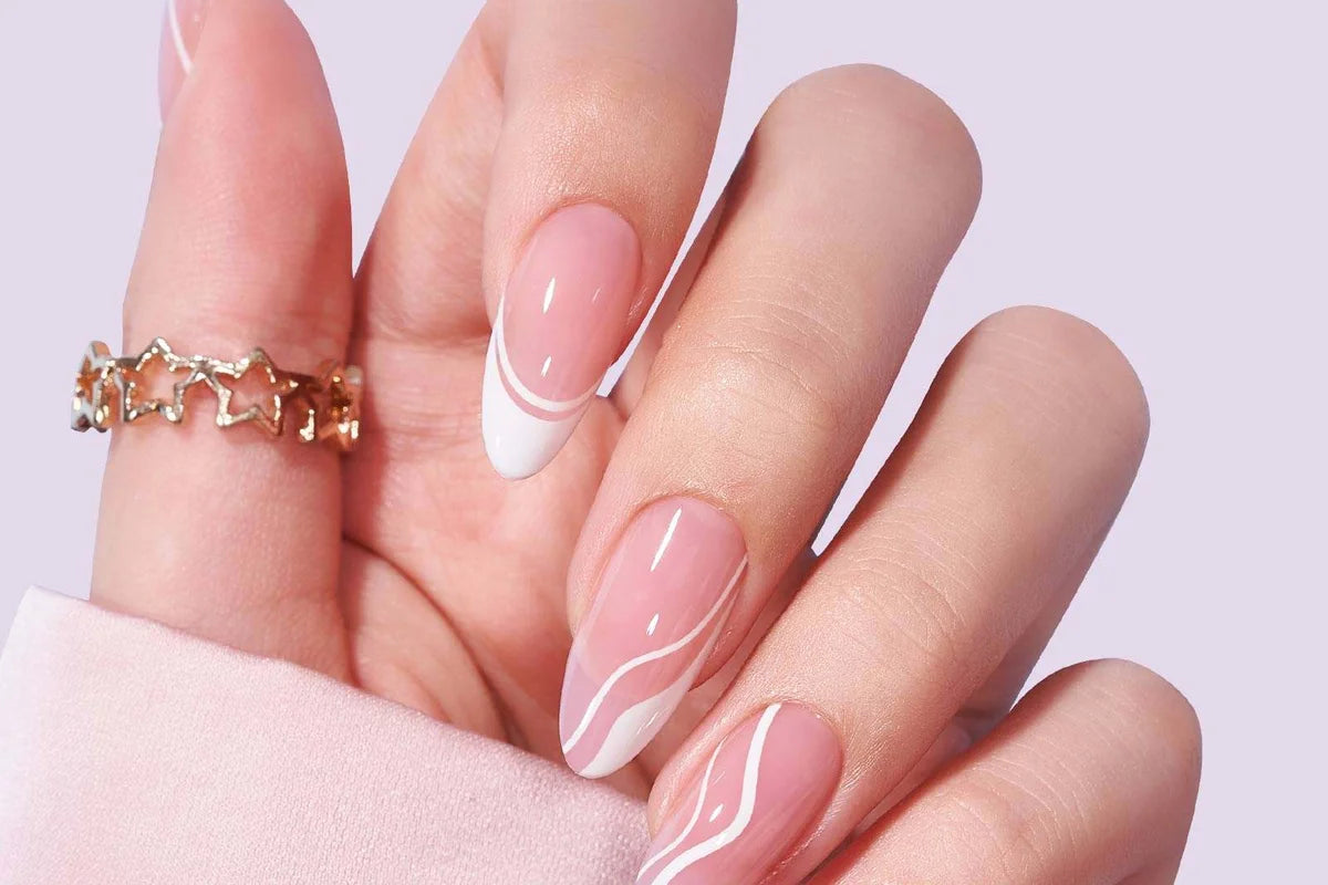 Nageldesign 2026 — 12 trends die je fixt met press-on nagels van XNails