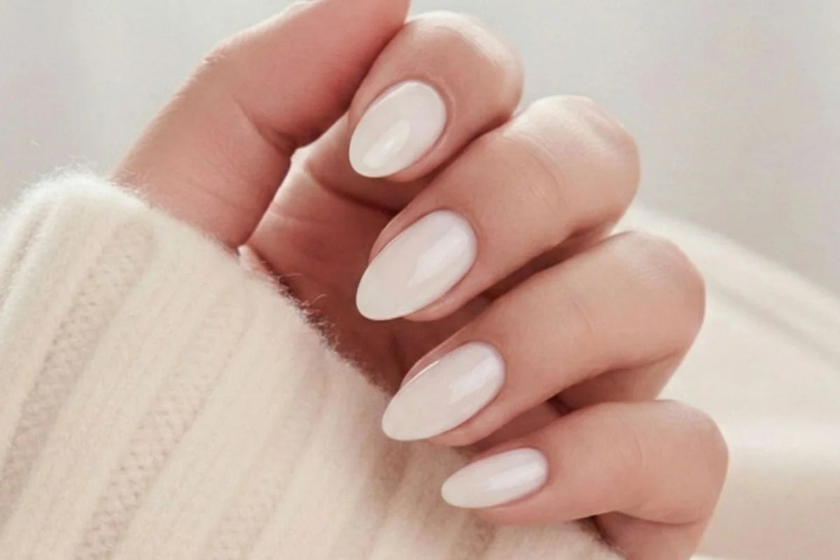 Witte vlekjes op je nagels – oorzaken en oplossingen met XNails press-on nagels