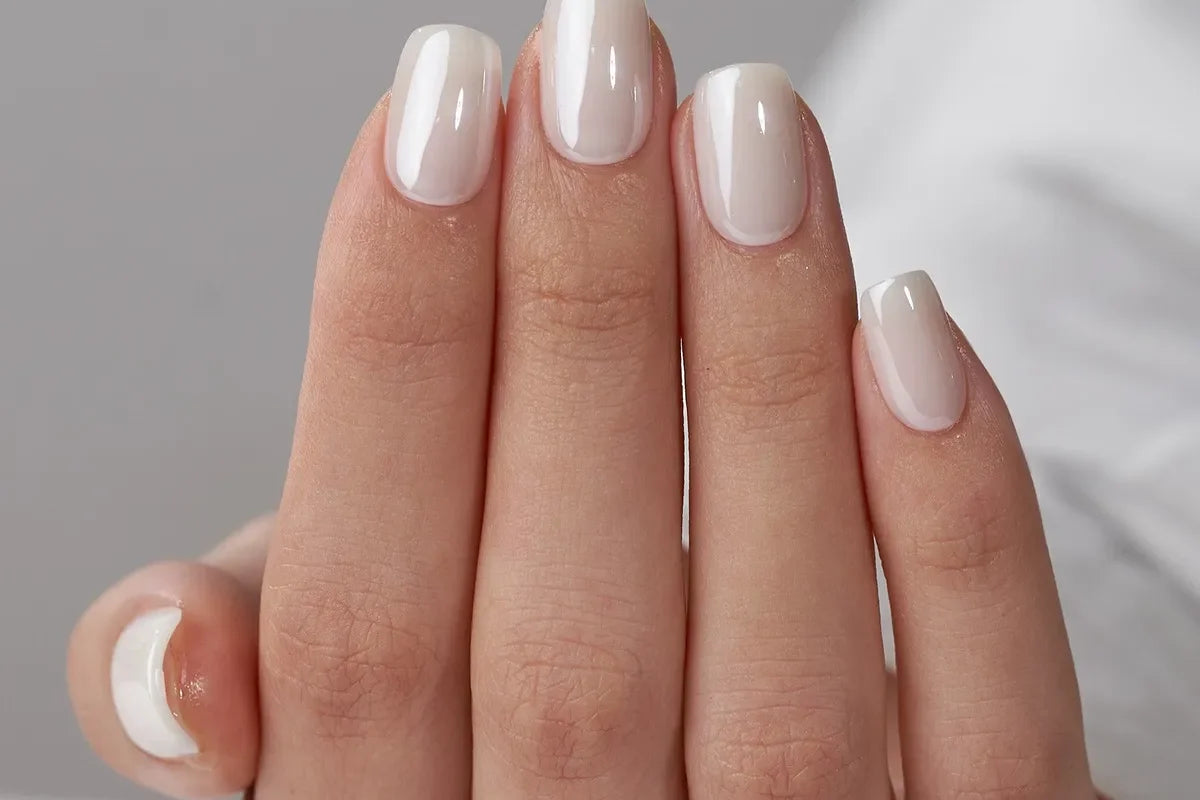 Acryl, gel of dip powder – vergelijk nagelverlenging met XNails press-on nagels