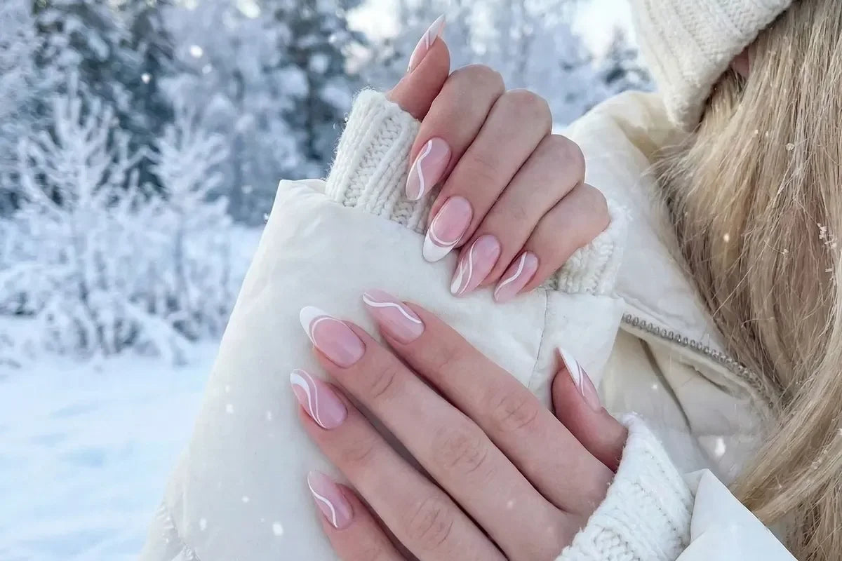Press-on versus acrylnagels – buigbare gelnagel klaar in 10 minuten met XNails