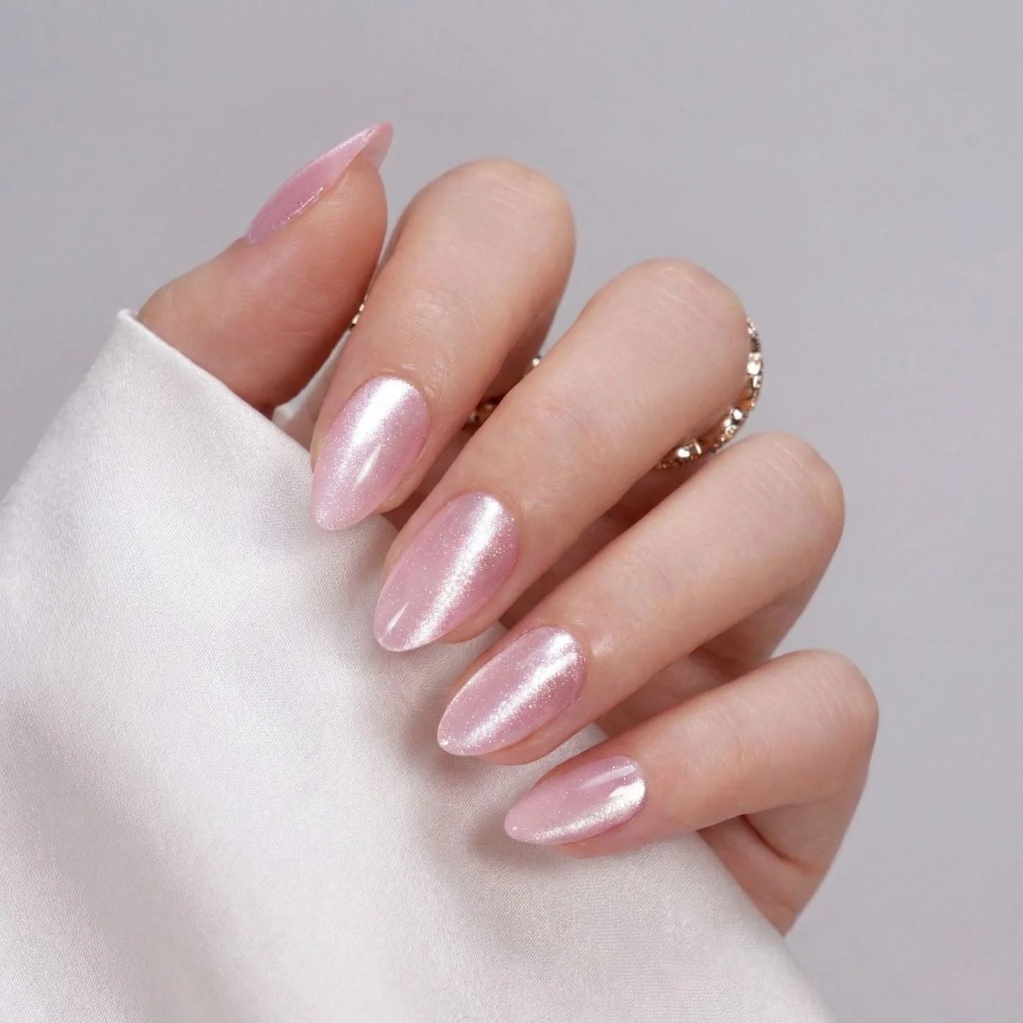 Powder Puff chrome press-on nagels in amandelvorm — variant 6